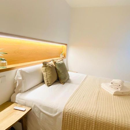 Hostal Es Niu De 塔马留 外观 照片