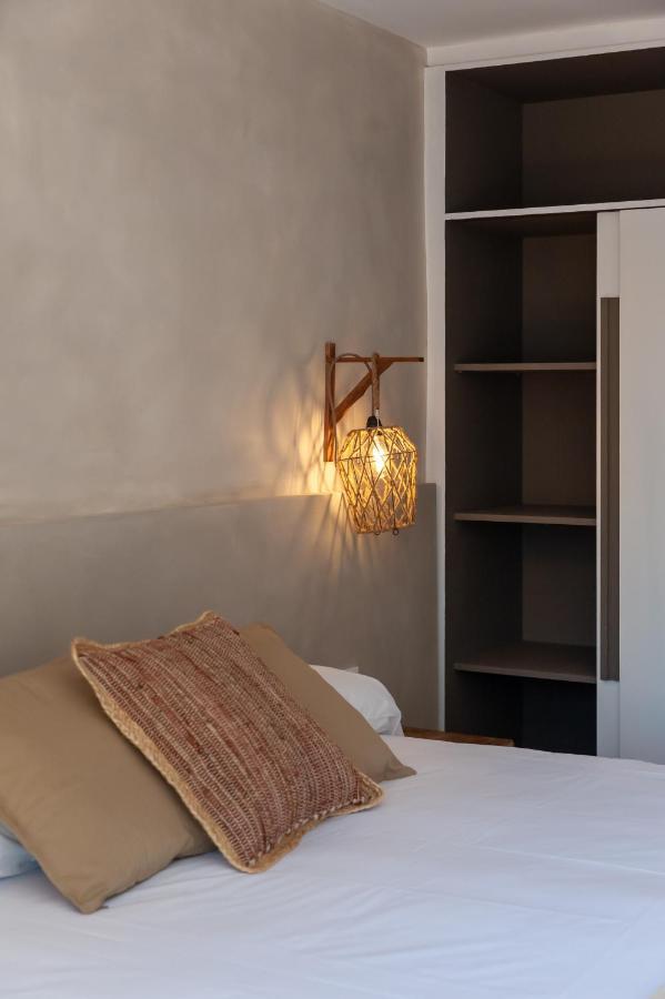 Hostal Es Niu De 塔马留 外观 照片