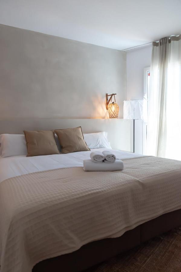 Hostal Es Niu De 塔马留 外观 照片