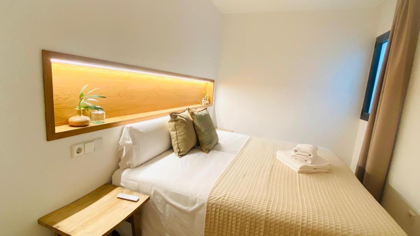 Hostal Es Niu De 塔马留 外观 照片